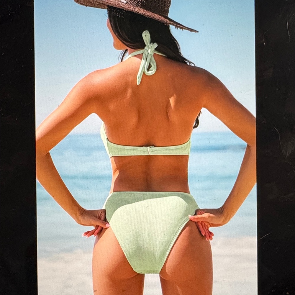 Cool aloe green monokini - Picture 4 of 4